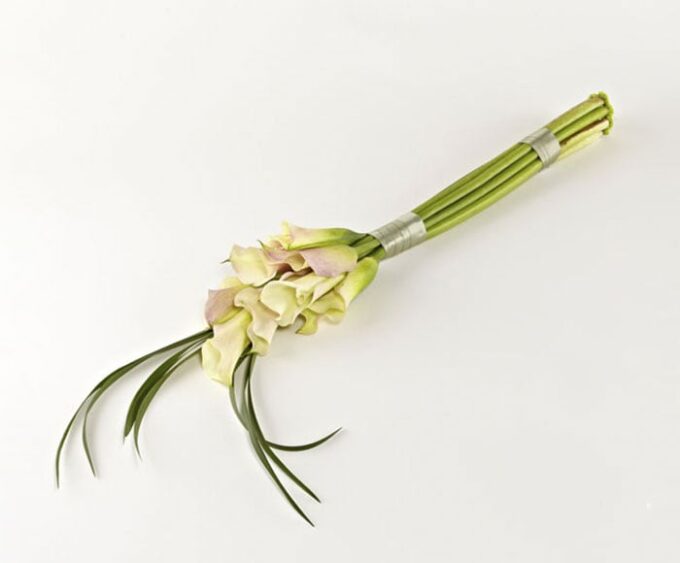 Armbuket i enkel design - Send blomster med Bloomit