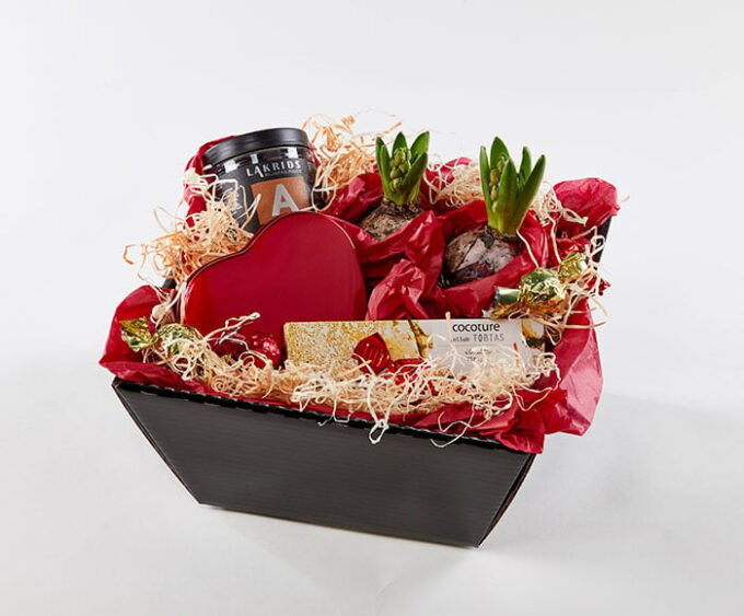 Julegavekasse med hyacinter og chokolade - Send gavekurve og blomster med Bloomit
