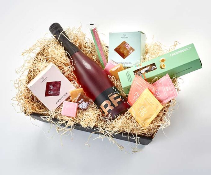 Søde pastel lækkerier - Send blomster med Bloomit