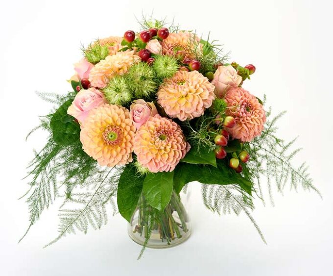 Glad buket med georginer - Send blomster med Bloomit